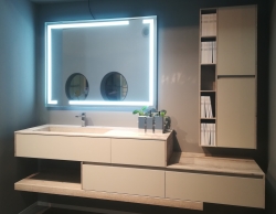 MOD.SUPER-DISEGUAL  luce fredda